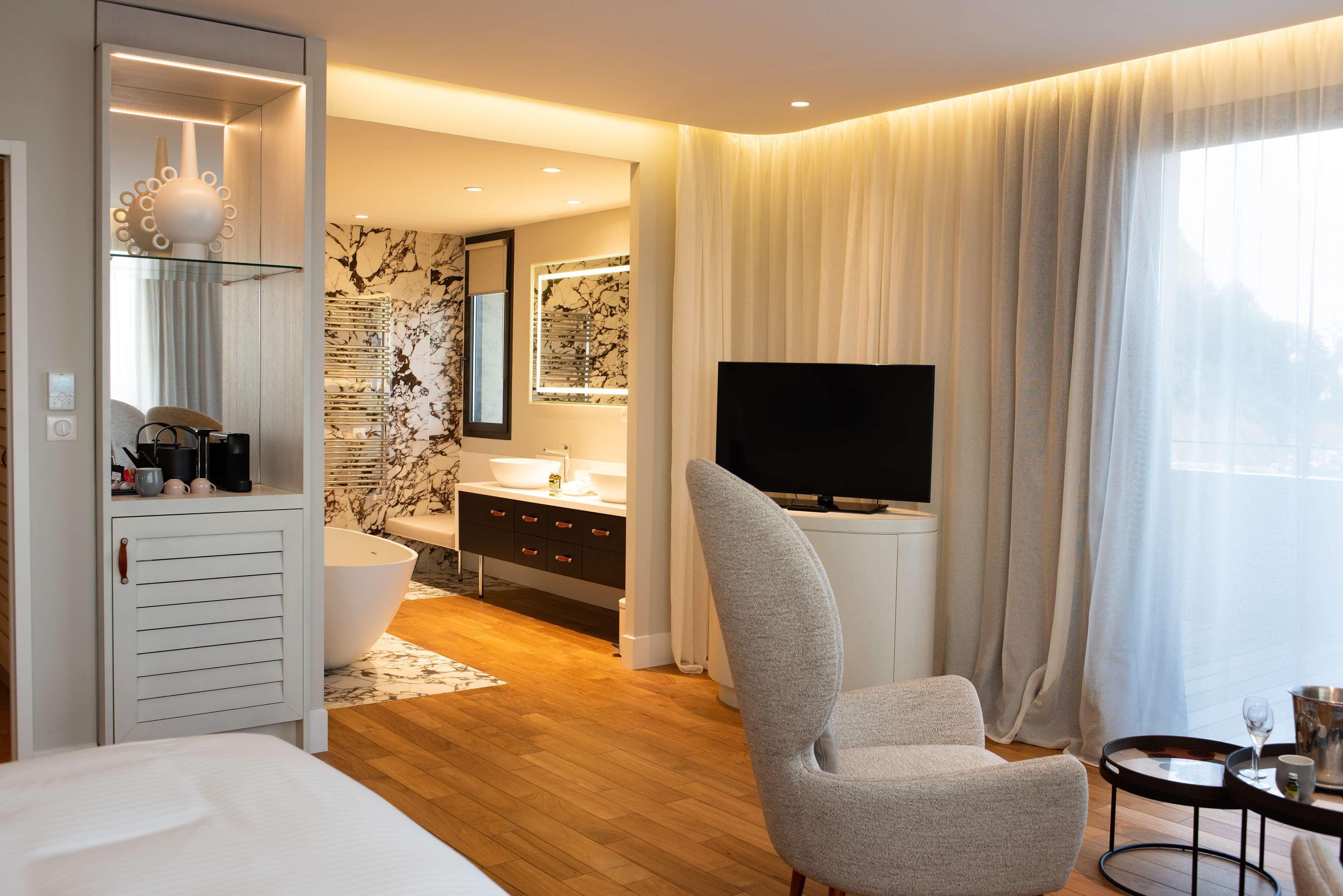 Eden Rose Grand Hotel BW Premier Collection Bormes-les-Mimosas Exterior foto